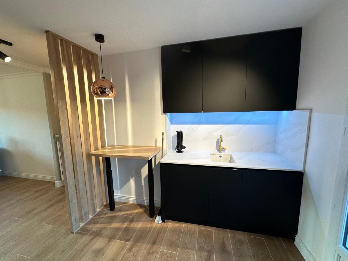 Minois Apartment Saint-Genet-Lerpt Ngoại thất bức ảnh